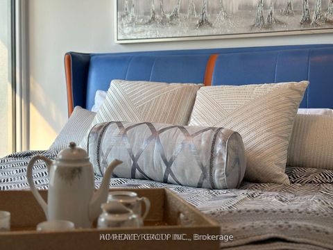 Photo 8 at 904 - 42 Charles Street, Yonge Corridor, Toronto