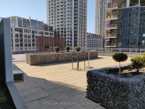 Photo 6 at 301 - 15 Bruyeres Mews, Niagara, Toronto