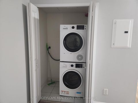 Photo 13 at 301 - 15 Bruyeres Mews, Niagara, Toronto