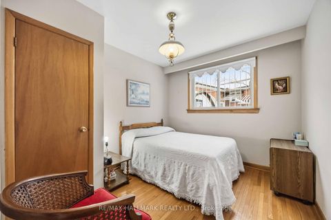 Photo 17 at 47 Paulvale Crescent, York University Heights, Toronto