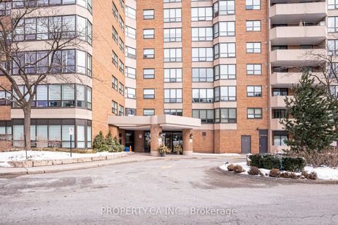 Photo 6 at 1109 - 7601 Bathurst Street, Yorkhill, Vaughan