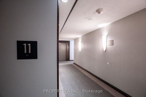 Photo 8 at 1109 - 7601 Bathurst Street, Yorkhill, Vaughan