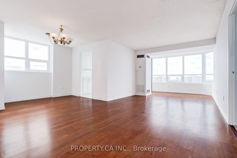 Photo 14 at 1109 - 7601 Bathurst Street, Yorkhill, Vaughan