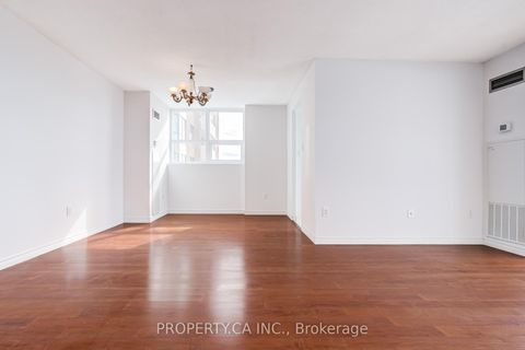 Photo 15 at 1109 - 7601 Bathurst Street, Yorkhill, Vaughan