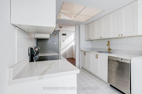 Photo 23 at 1109 - 7601 Bathurst Street, Yorkhill, Vaughan