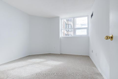 Photo 35 at 1109 - 7601 Bathurst Street, Yorkhill, Vaughan