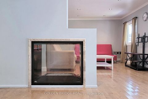 Photo 3 at 196 South Channel Drive, Keswick North, Georgina