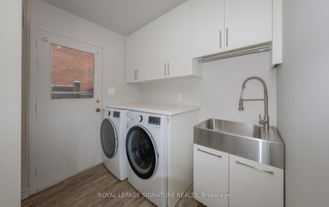 Photo 18 at 6 Deerbrook Trail, L'Amoreaux, Toronto