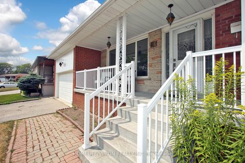 Photo 2 at 64 Orangewood Crescent, L'Amoreaux, Toronto