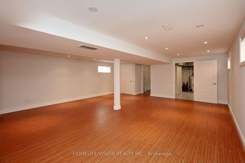 Photo 23 at 64 Orangewood Crescent, L'Amoreaux, Toronto