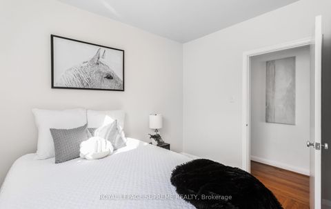 Photo 19 at 14 East Drive, Smythe, Toronto
