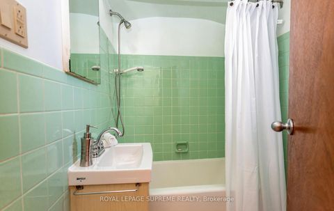 Photo 20 at 14 East Drive, Smythe, Toronto