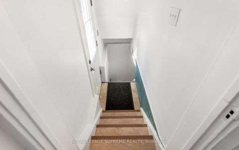 Photo 22 at 14 East Drive, Smythe, Toronto