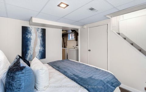 Photo 24 at 14 East Drive, Smythe, Toronto