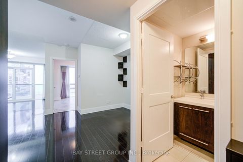 Photo 9 at 212 - 70 Roehampton Avenue, Mount Pleasant West, Toronto