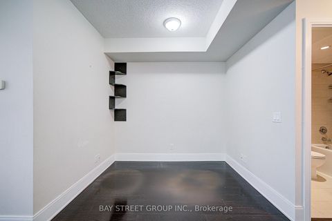 Photo 12 at 212 - 70 Roehampton Avenue, Mount Pleasant West, Toronto