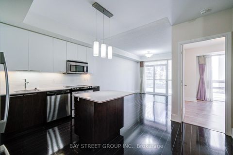 Photo 17 at 212 - 70 Roehampton Avenue, Mount Pleasant West, Toronto