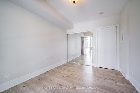 Photo 32 at 212 - 70 Roehampton Avenue, Mount Pleasant West, Toronto
