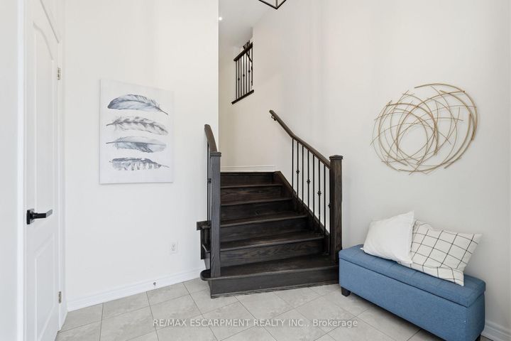 Photo 4 at 4268 Ryan Lane, Alton, Burlington