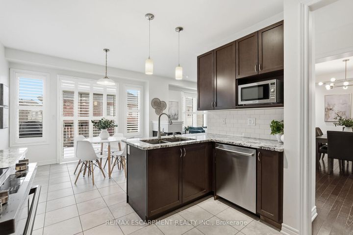 Photo 11 at 4268 Ryan Lane, Alton, Burlington