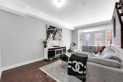 Photo 5 at 142 Hall Street, Mill Pond, Richmond Hill