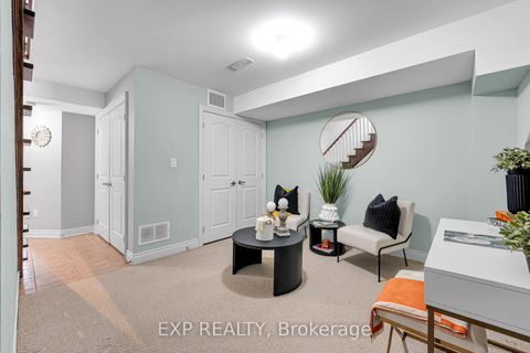 Photo 13 at 142 Hall Street, Mill Pond, Richmond Hill