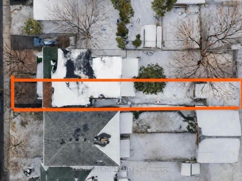 Photo 28 at 40 Sibley Avenue, Danforth, Toronto