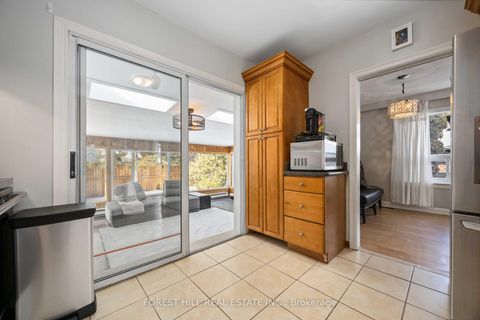 Photo 5 at 44 Addison Crescent, Don Mills, Toronto