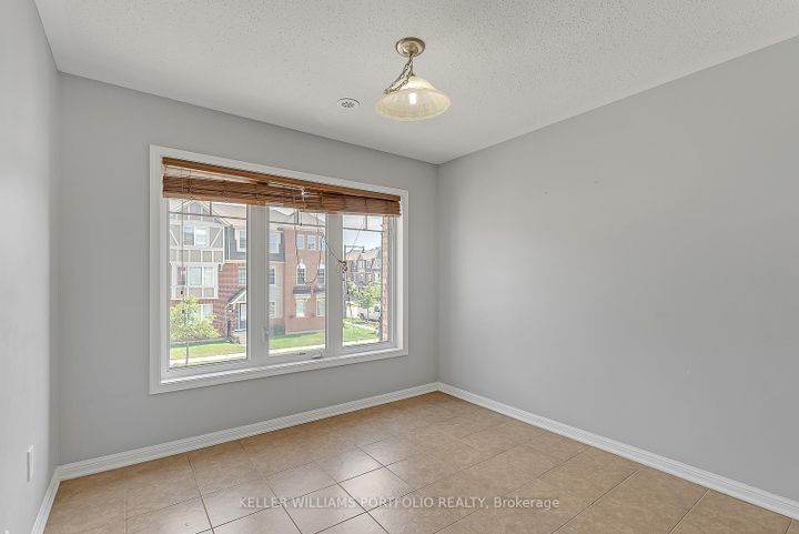 Photo 10 at 32 Affleck Road, Northwest Brampton, Brampton