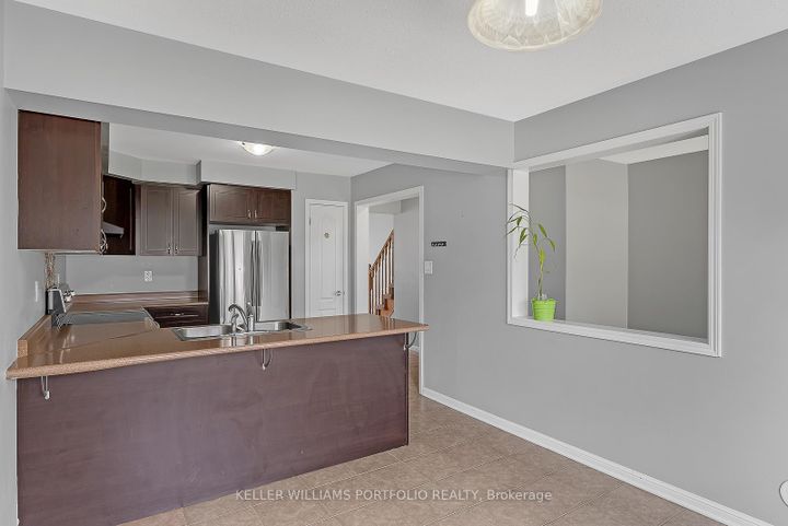 Photo 12 at 32 Affleck Road, Northwest Brampton, Brampton