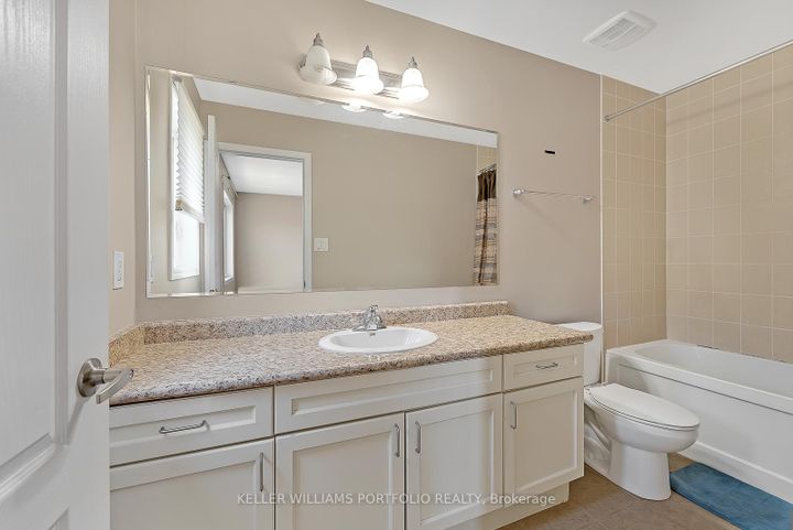 Photo 26 at 32 Affleck Road, Northwest Brampton, Brampton