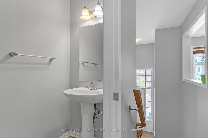 Photo 28 at 32 Affleck Road, Northwest Brampton, Brampton