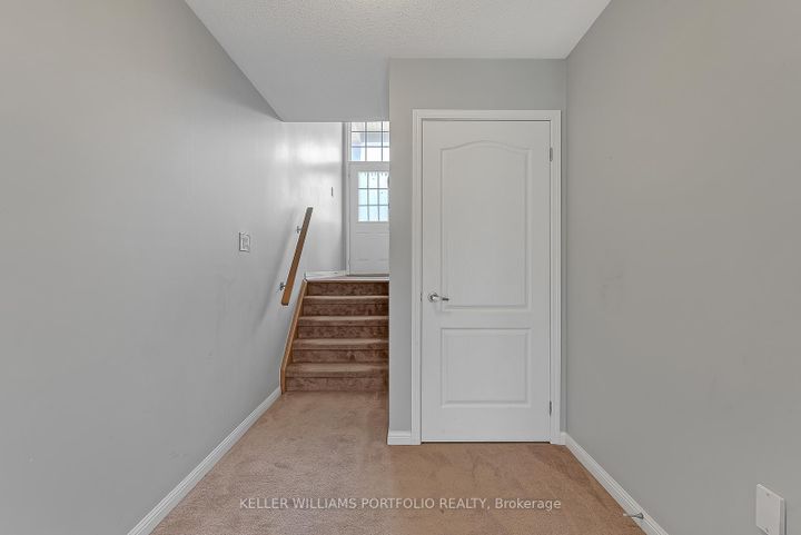 Photo 31 at 32 Affleck Road, Northwest Brampton, Brampton