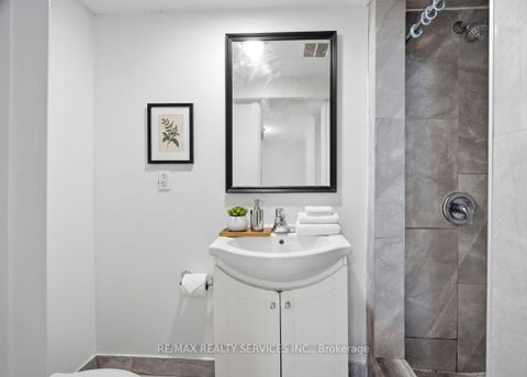 Photo 34 at 21 Radwinter Drive, Beaumonde Heights, Toronto