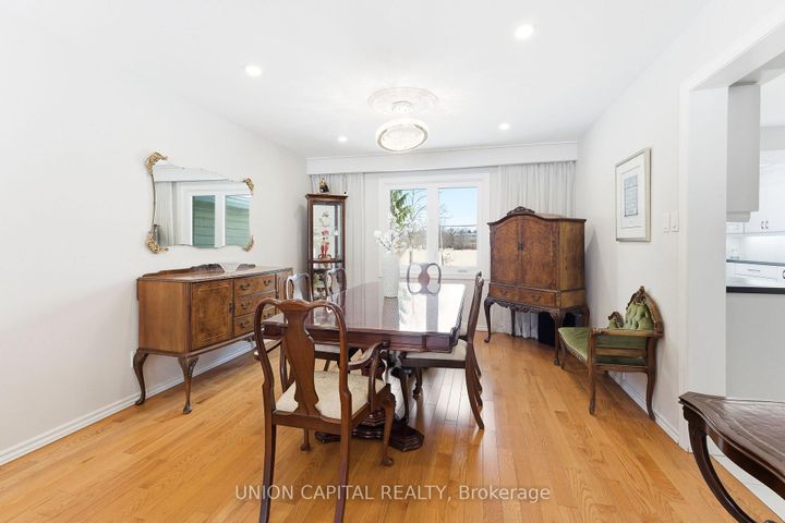 Photo 12 at 53 Stubbswood Square, Malvern West, Toronto