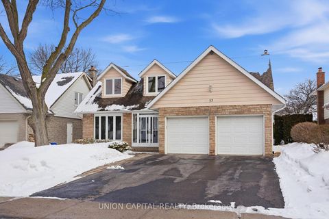 Photo 1 at 53 Stubbswood Square, Malvern West, Toronto