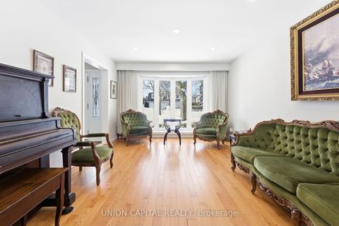 Photo 11 at 53 Stubbswood Square, Malvern West, Toronto