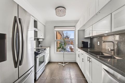 Photo 18 at 46 Lund Street, North Richvale, Richmond Hill