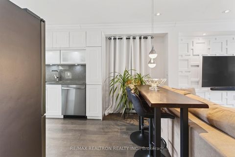 Photo 19 at 46 Lund Street, North Richvale, Richmond Hill