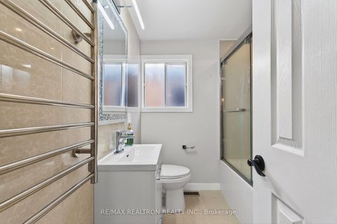 Photo 30 at 46 Lund Street, North Richvale, Richmond Hill