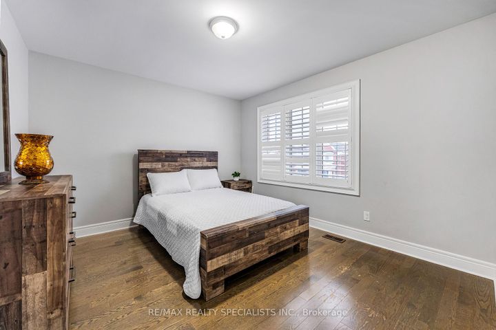 Photo 21 at 171 Rising Hill Ridge, Bram West, Brampton