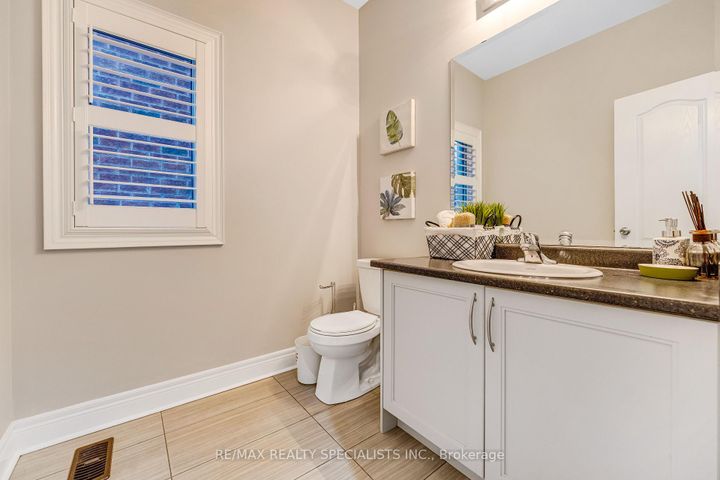 Photo 26 at 171 Rising Hill Ridge, Bram West, Brampton