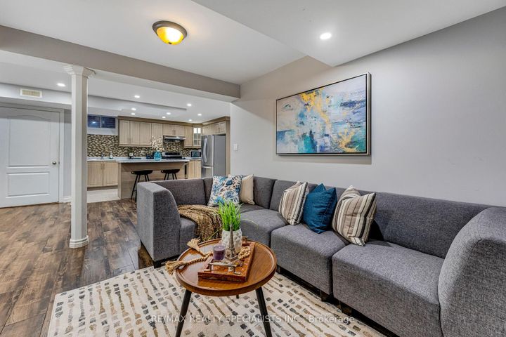 Photo 31 at 171 Rising Hill Ridge, Bram West, Brampton