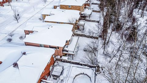 Photo 23 at 81 Sproule Drive, Edgehill Drive, Barrie