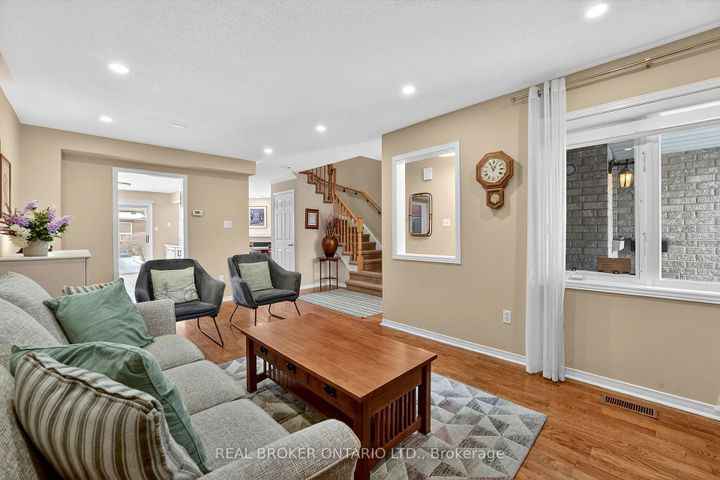 Photo 6 at 54 - 2550 Thomas Street, Central Erin Mills, Mississauga