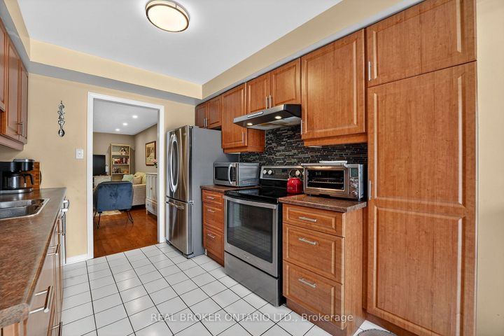 Photo 12 at 54 - 2550 Thomas Street, Central Erin Mills, Mississauga