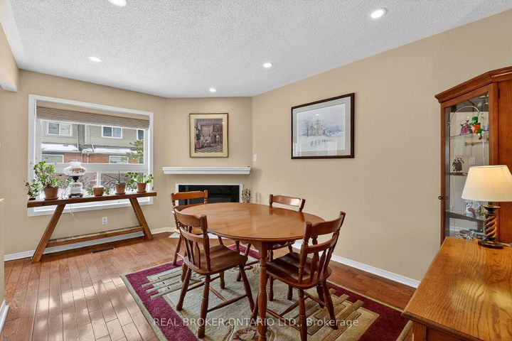 Photo 17 at 54 - 2550 Thomas Street, Central Erin Mills, Mississauga