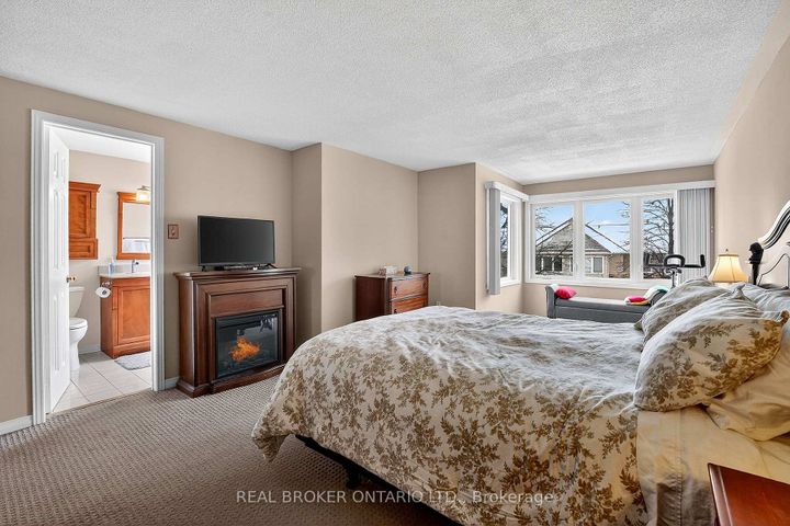 Photo 24 at 54 - 2550 Thomas Street, Central Erin Mills, Mississauga