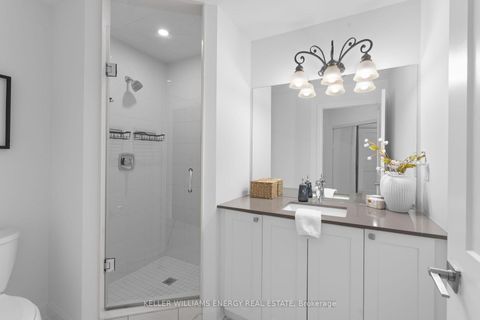 Photo 21 at 106 - 50 Lakebreeze Drive, Newcastle, Clarington