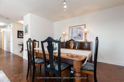 Photo 11 at 808 - 18 Concorde Place, Don Mills, Toronto